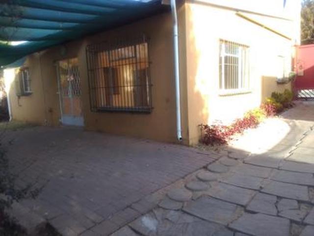 House for rent in Vosloorus, Gauteng