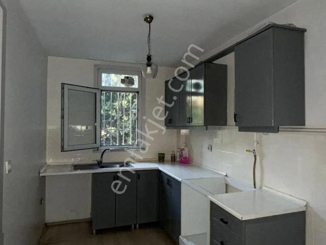 Ata 2 Sitesi, Üsküdar içerisinde kiralık mülk