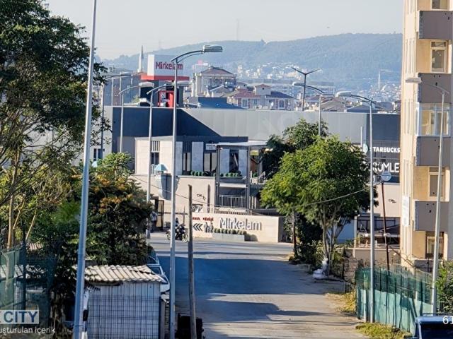 Ferhatpaşa Mahallesi, Ataşehir içerisinde satılık Dükkan