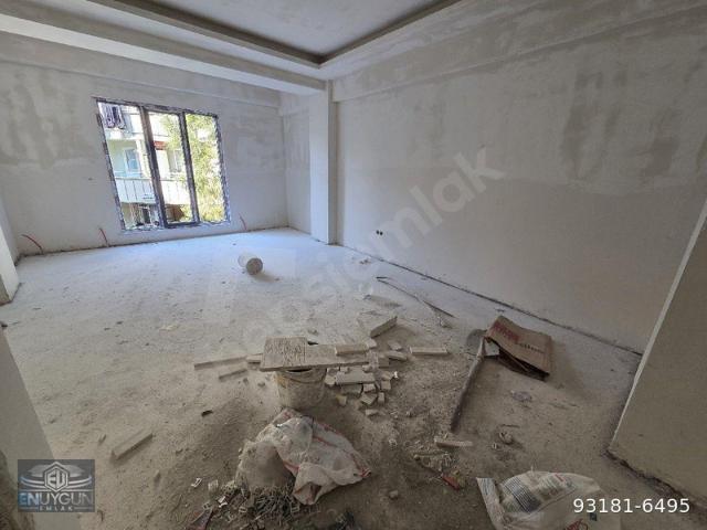 Esatpaşa Mahallesi, Ataşehir içerisinde satılık mülk