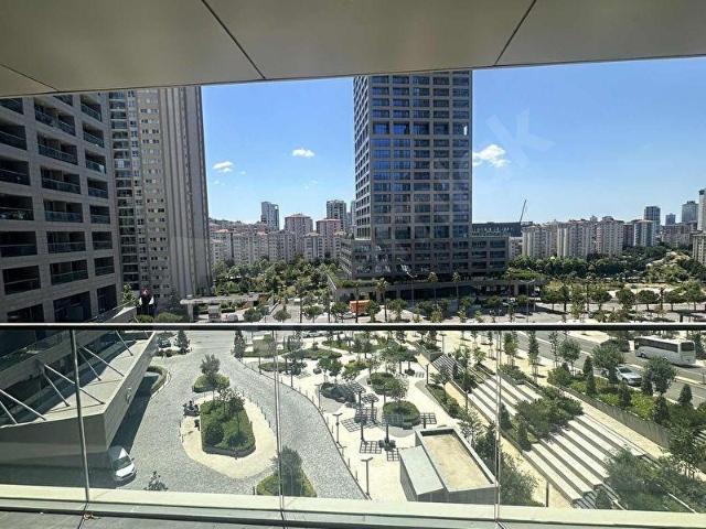 Ataşehir, İstanbul içerisinde satılık mülk