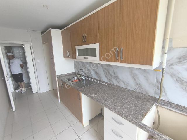 Ataşehir, İstanbul içerisinde kiralık mülk