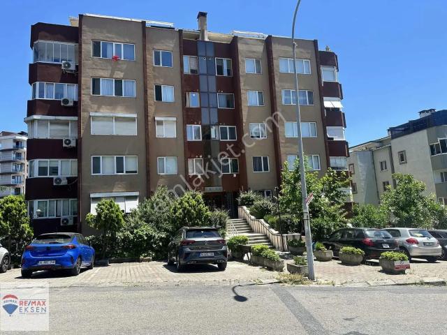 Ataşehir, İstanbul içerisinde kiralık mülk