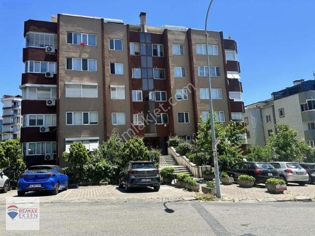 Ataşehir, İstanbul içerisinde kiralık mülk