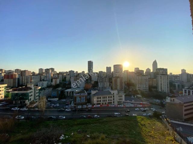 Ataşehir, İstanbul içerisinde satılık mülk