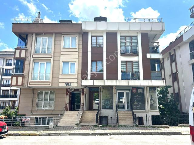 Esatpaşa Mahallesi, Ataşehir içerisinde satılık mülk