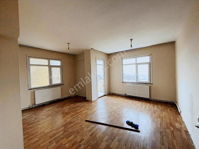 Ataşehir, İstanbul içerisinde kiralık mülk
