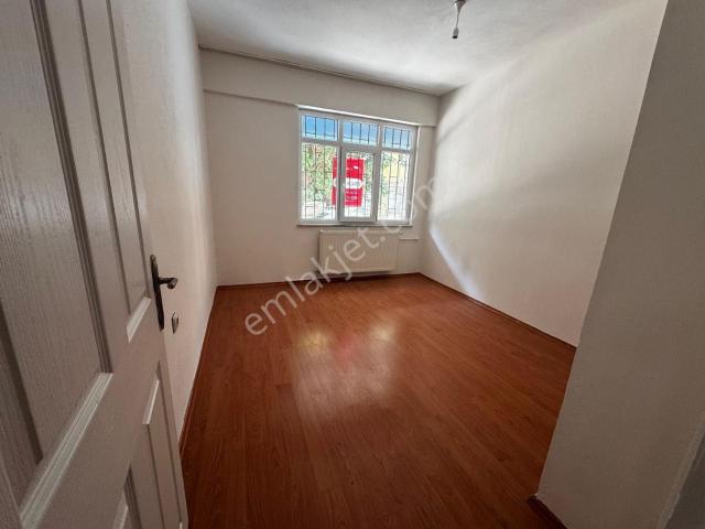 Ataşehir, İstanbul içerisinde kiralık mülk