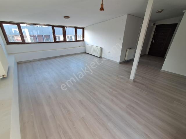Ataşehir, İstanbul içerisinde kiralık mülk