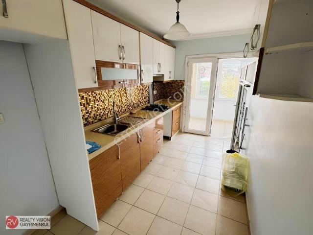 Yeni Çamlıca Mahallesi, Ataşehir içerisinde kiralık mülk