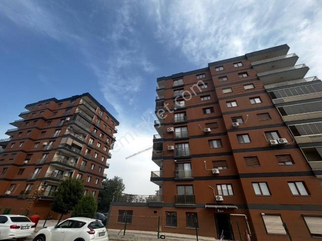 Çiğli, İzmir içerisinde satılık mülk