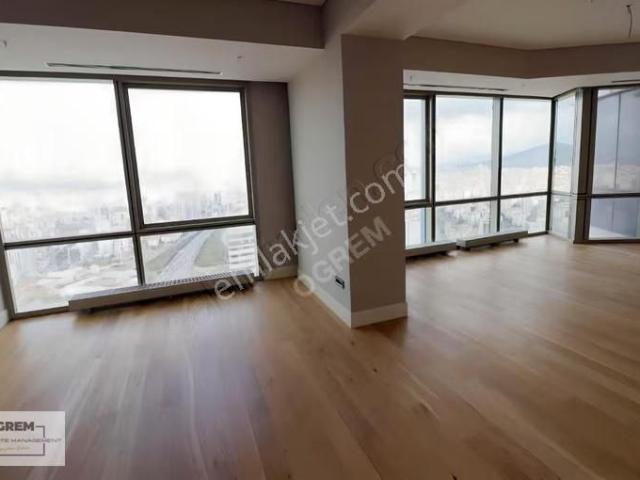 Ataşehir, İstanbul içerisinde satılık mülk