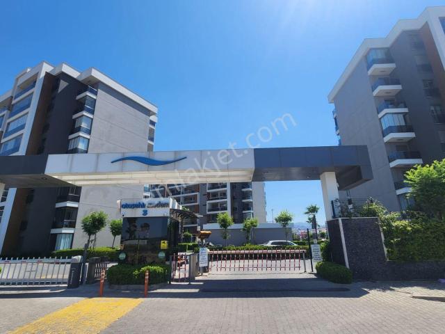 Çiğli, İzmir içerisinde kiralık mülk