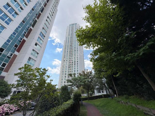 Ataşehir, İstanbul içerisinde satılık mülk