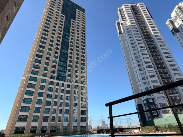 Ataşehir, İstanbul içerisinde kiralık mülk