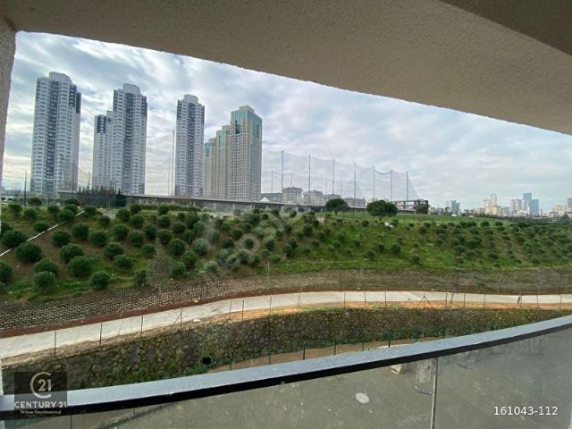 Ataşehir, İstanbul içerisinde satılık mülk