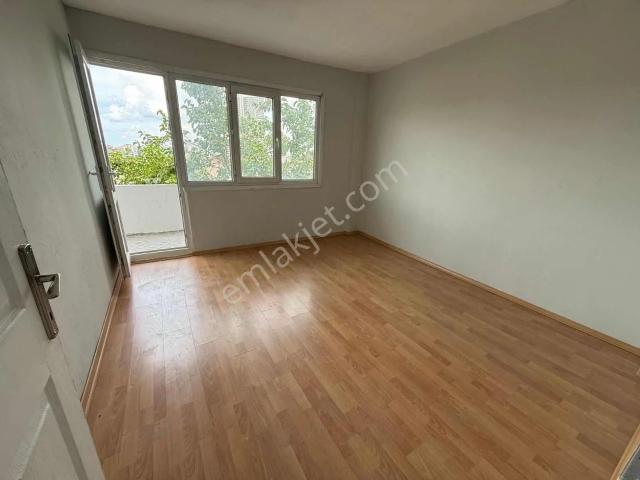 Ataşehir, İstanbul içerisinde kiralık mülk