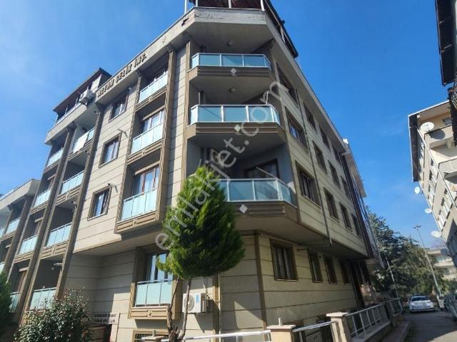Ataşehir, İstanbul içerisinde kiralık mülk