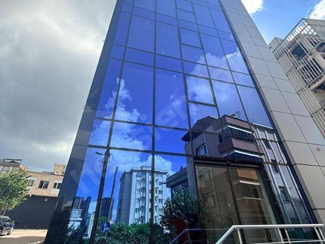Bağlariçi, Ataşehir içerisinde satılık Plaza