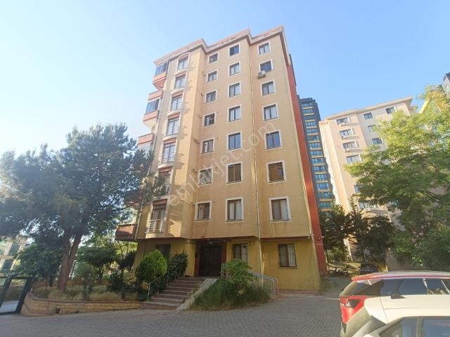 Ataşehir, İstanbul içerisinde satılık mülk