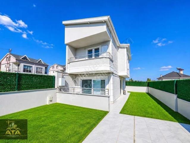 Marmaraereğlisi, Tekirdağ içerisinde satılık Villa