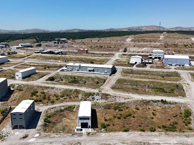 Orta Mandıra, Altıeylül içerisinde satılık Dükkan