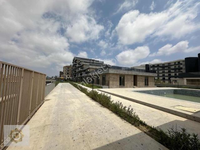 Antalya, Muratpaşa içerisinde satılık mülk
