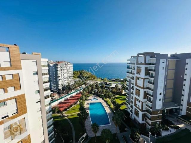 Antalya, Muratpaşa içerisinde satılık mülk