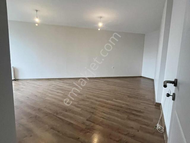 Yeni Mahalle, Silivri içerisinde kiralık mülk