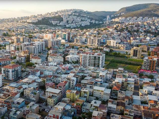 Çiğli, İzmir içerisinde kiralık mülk