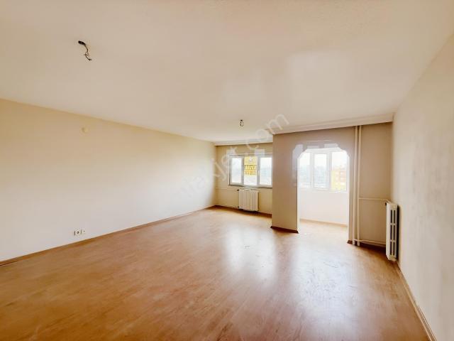 Atakent Mahallesi, Küçükçekmece içerisinde kiralık mülk