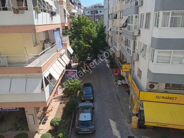 Karşiyaka, İzmir içerisinde kiralık mülk