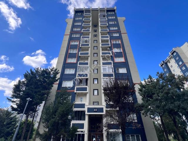Atakent Mahallesi, Küçükçekmece içerisinde kiralık mülk