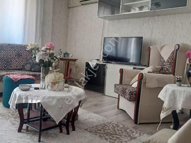Karşiyaka, İzmir içerisinde satılık mülk