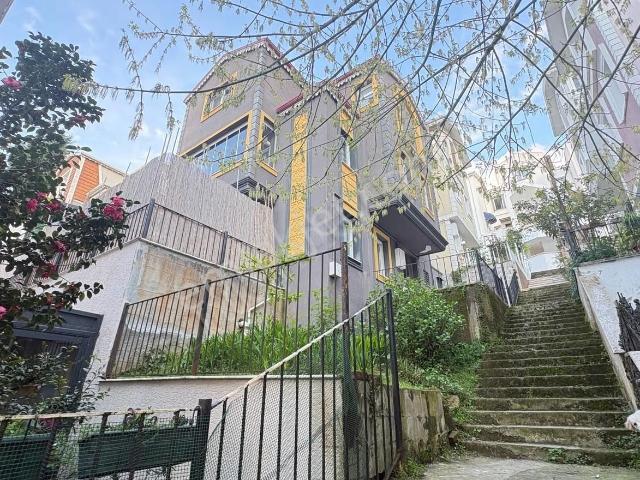 Trabzon içerisinde satılık Villa