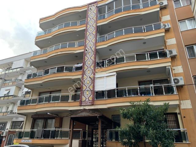 Yalı Mahallesi, Karşıyaka içerisinde satılık mülk