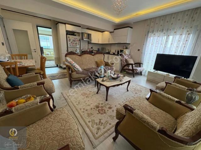 Karşiyaka, İzmir içerisinde satılık mülk