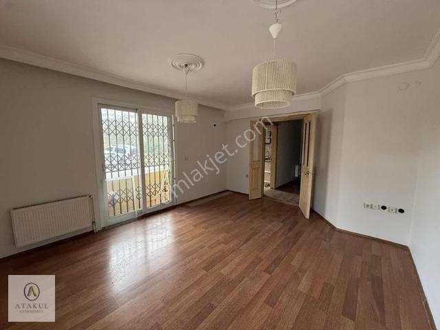 Buca, İzmir içerisinde kiralık mülk