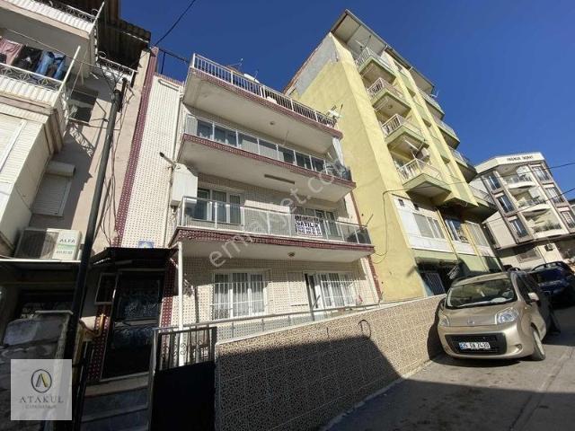Yıkıkkemer, Buca içerisinde satılık Bina