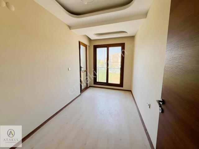 Buca, İzmir içerisinde kiralık mülk
