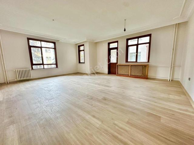 Eti Tek Blokları, Çankaya içerisinde kiralık mülk
