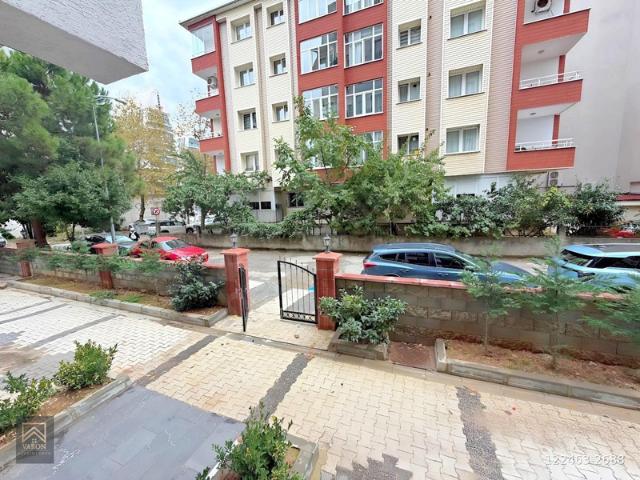 Kordonboyu Mahallesi, Kartal içerisinde satılık mülk