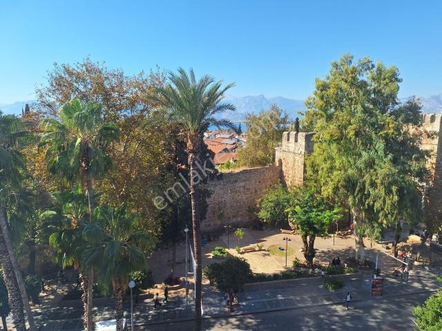 Antalya, Muratpaşa içerisinde satılık mülk