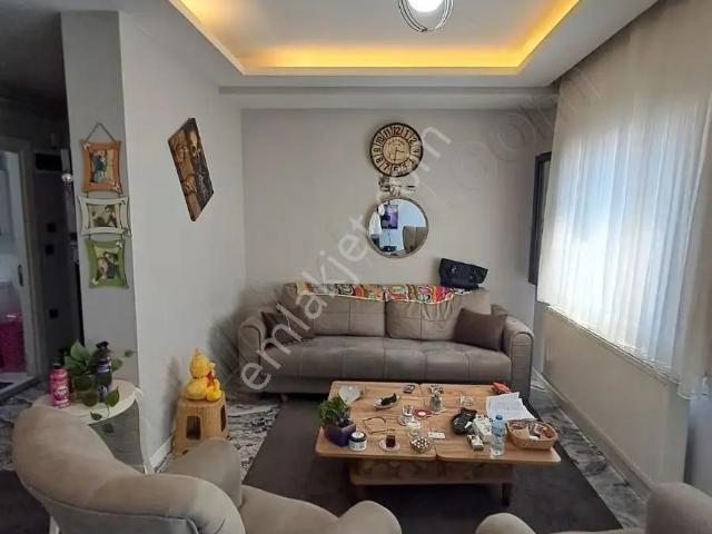 Bornova, İzmir içerisinde satılık mülk