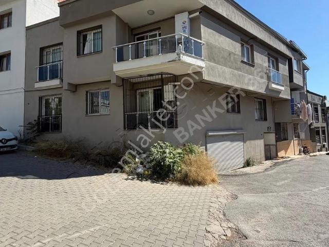Buca, İzmir içerisinde kiralık mülk