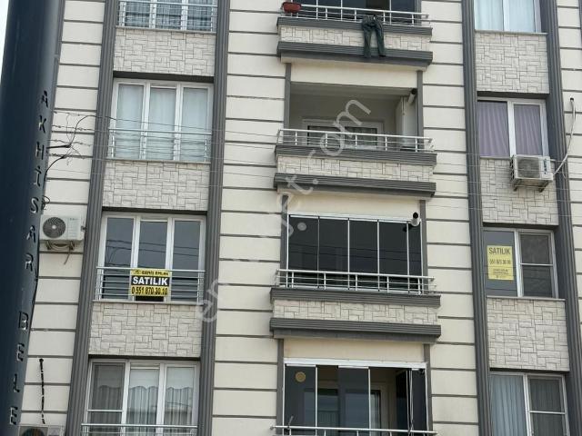 Akhisar, Manisa içerisinde satılık mülk