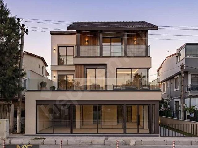 Urla, İzmir içerisinde satılık Dükkan