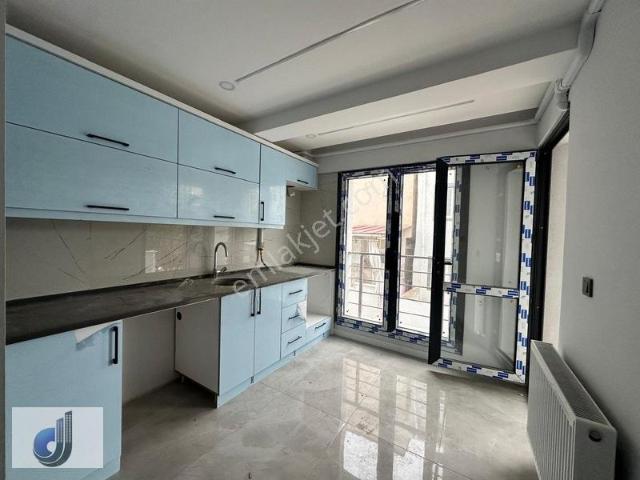 Atatürk, Soma içerisinde kiralık mülk