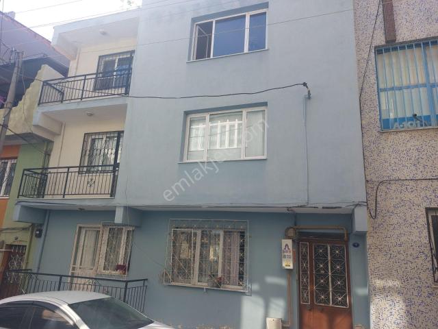 Atatürk Mahallesi, Buca içerisinde kiralık mülk