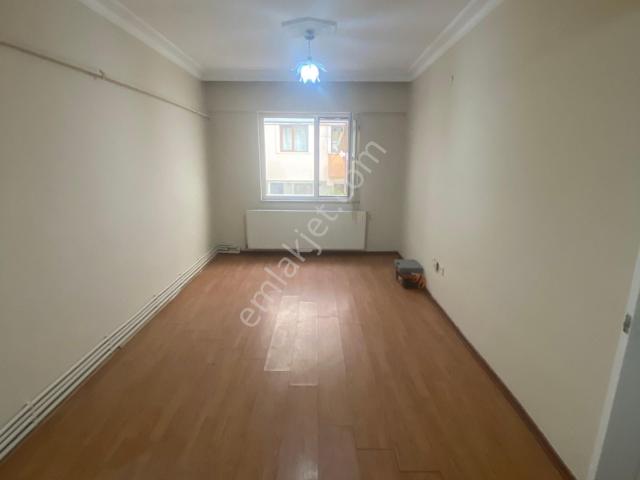 Ümraniye, İstanbul içerisinde kiralık mülk
